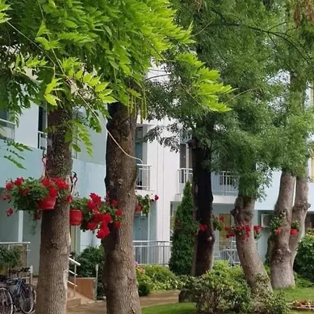 Apartman Charming 1-Bed Apartment *